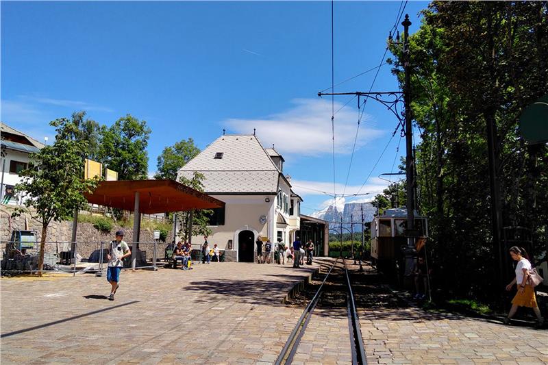 Trenino del Renon, 110 anni (e non sentirli) Trenino del Renon, 110 anni (e non sentirli)