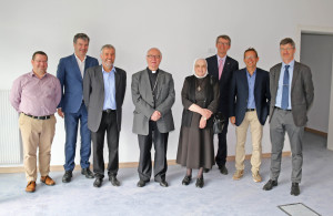 Da sinistra: Robert Vieider, Sepp Haller, Paul Rösch, Bruno Platter, Hiltraud Theresia Unterkalmsteiner, Stefan Thurin, Bruno Marth e Stefan Frötscher.