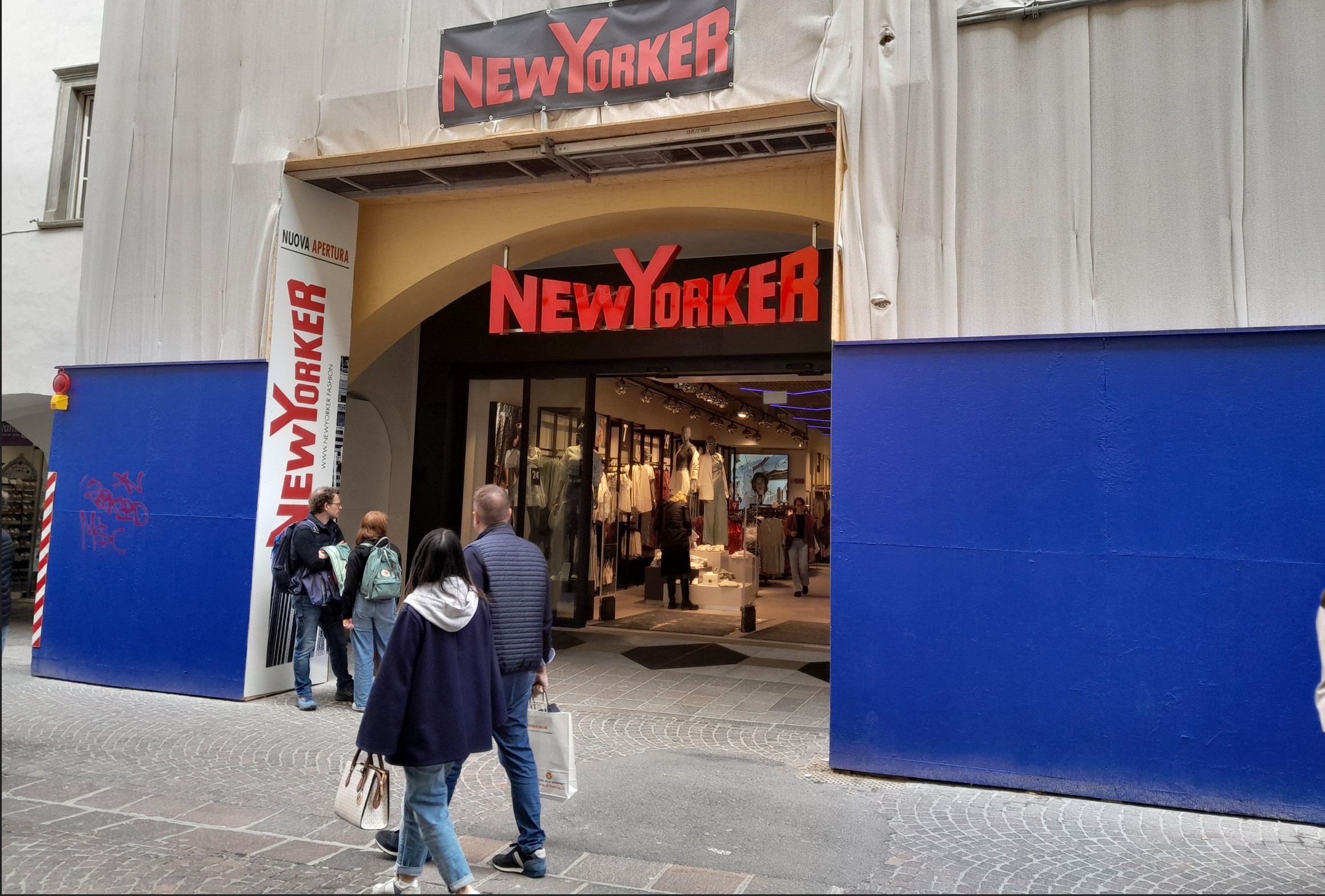 New yorker abbigliamento 2025